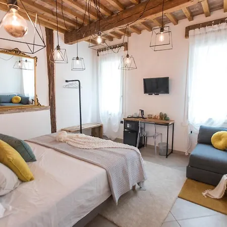 Luna Sul Tetto Bed & Breakfast