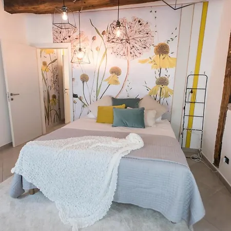 Luna Sul Tetto ベッド・アンド・ブレックファスト 4*