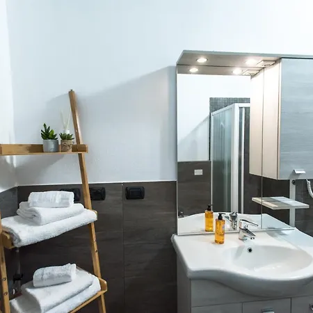 ベッド・アンド・ブレックファスト Luna Sul Tetto 4*