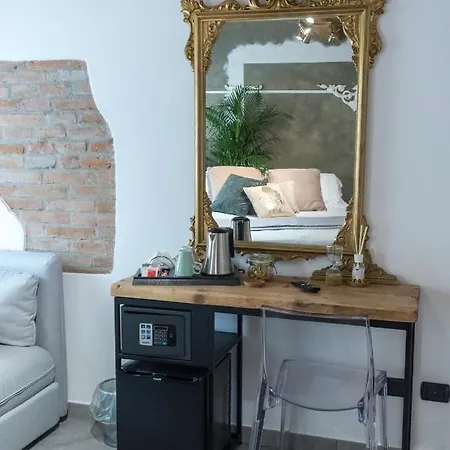 Luna Sul Tetto ベッド・アンド・ブレックファスト カルピ